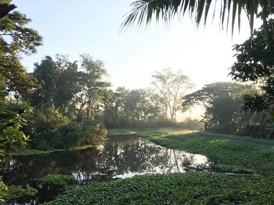 Baan Suan San Rak บ้านสวนแสนรัก Бурирам Экстерьер фото
